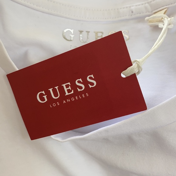 ❤️Guess T-shirt❤️ - Picture 6 of 7